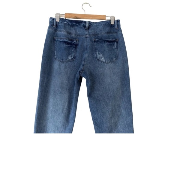 NWT Angel’s Legend Mom Jeans Distressed Straight Leg Sz 14 - Picture 4 of 7